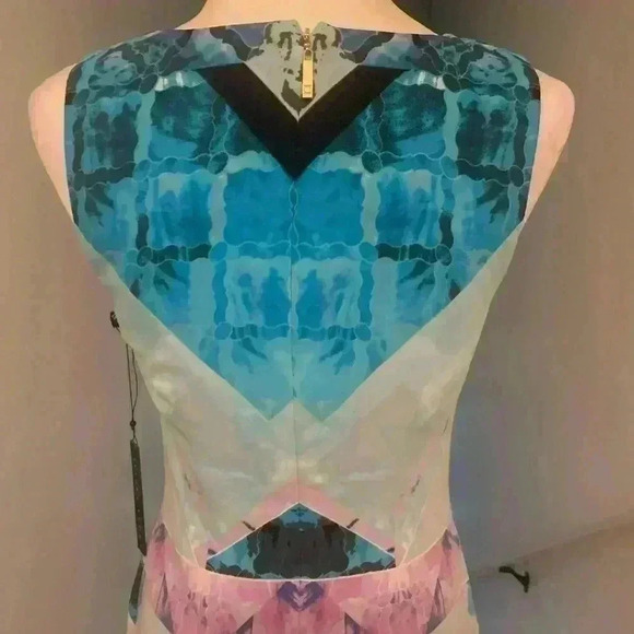 NWT Ivanka Trump sheath dress 2 - Picture 3 of 8